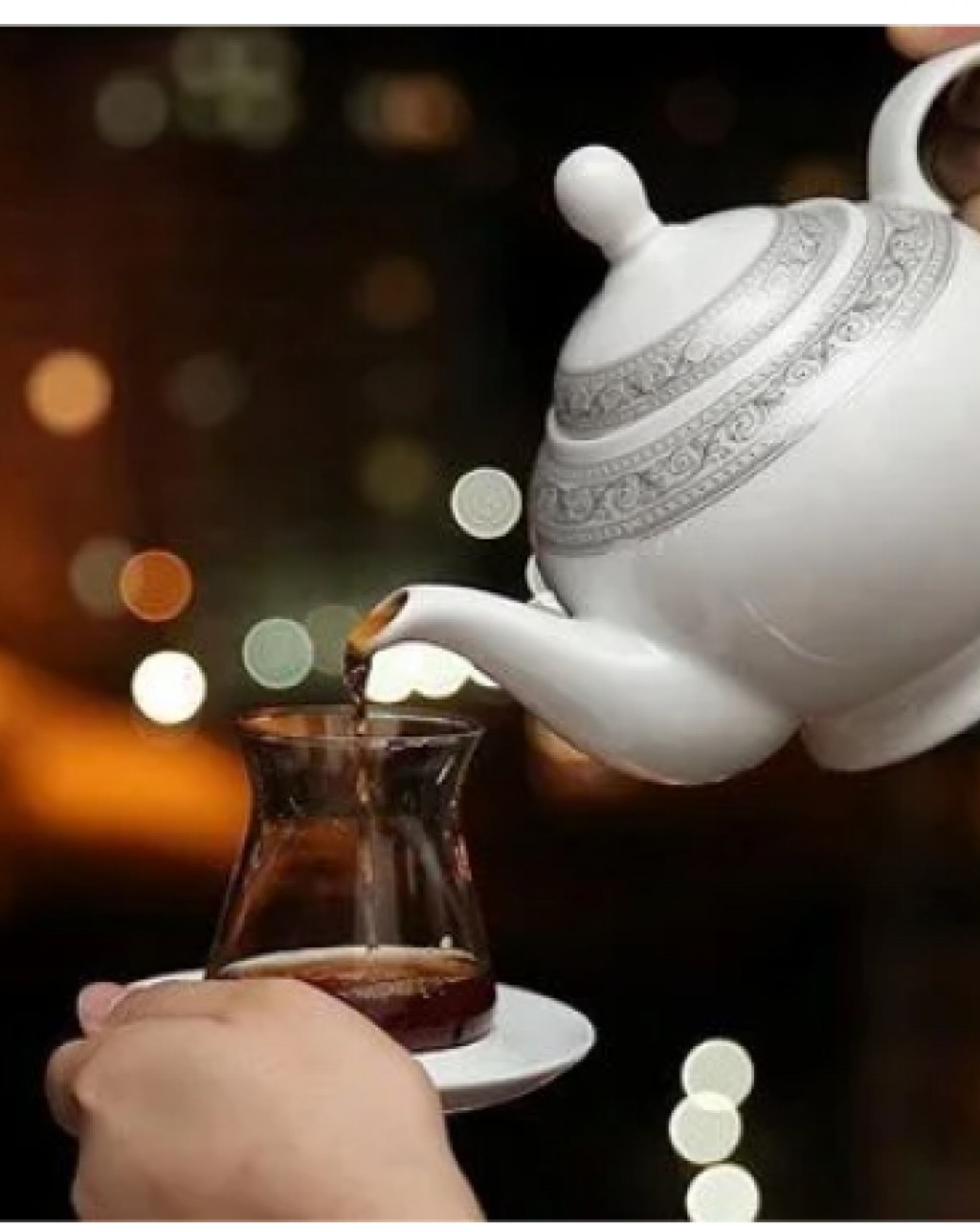 Bilim insanlarına göre çay içmek yaşlanmayı yavaşlatıyor